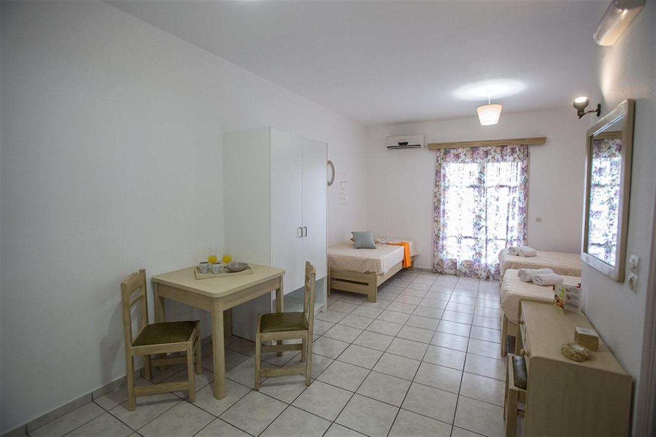 Malia Central Apartments Bagian luar foto