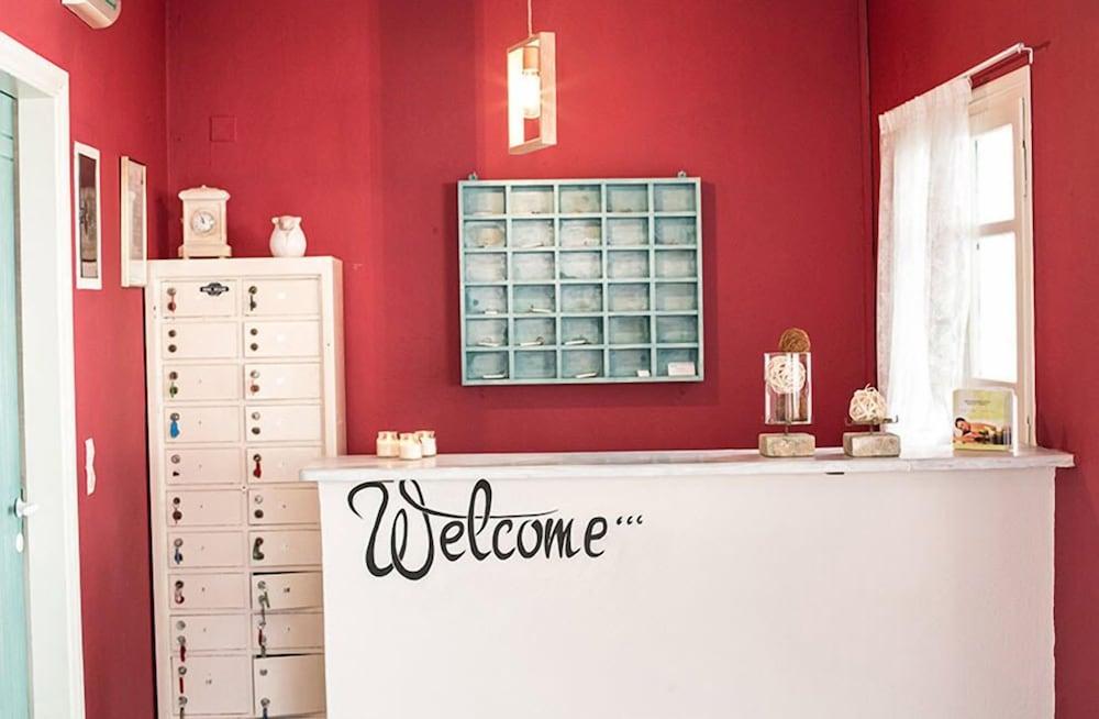 Malia Central Apartments Bagian luar foto